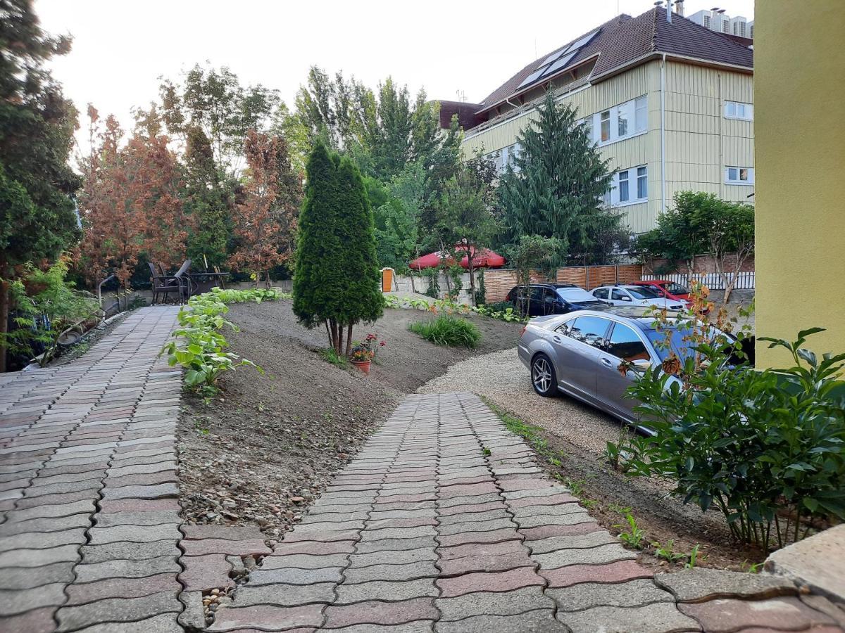 Gloria Apartman Jula Exterior foto